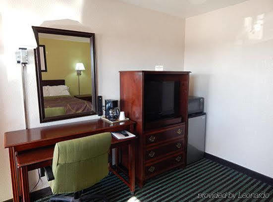 Executive Inn 斯托克顿堡 外观 照片
