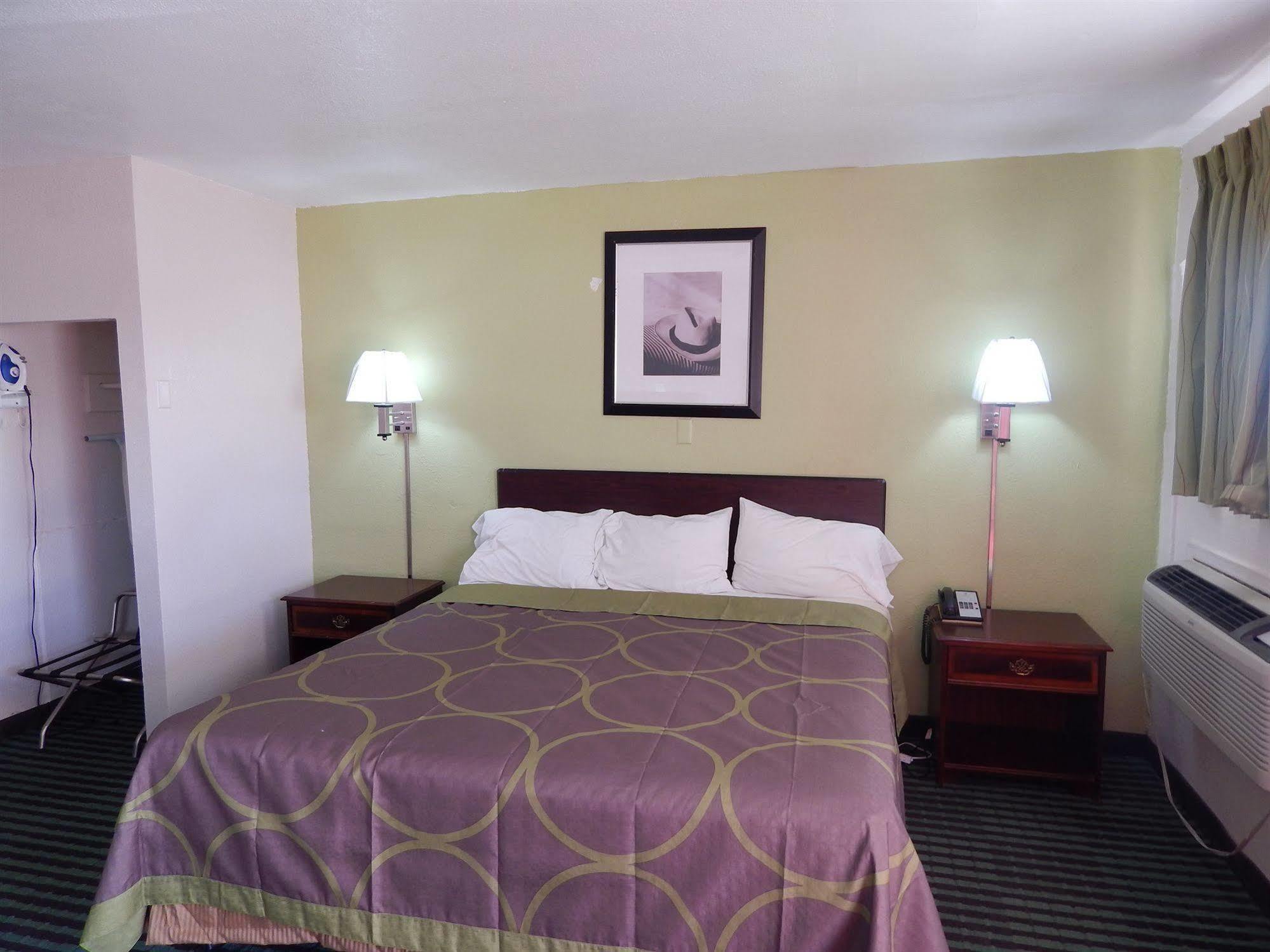 Executive Inn 斯托克顿堡 外观 照片